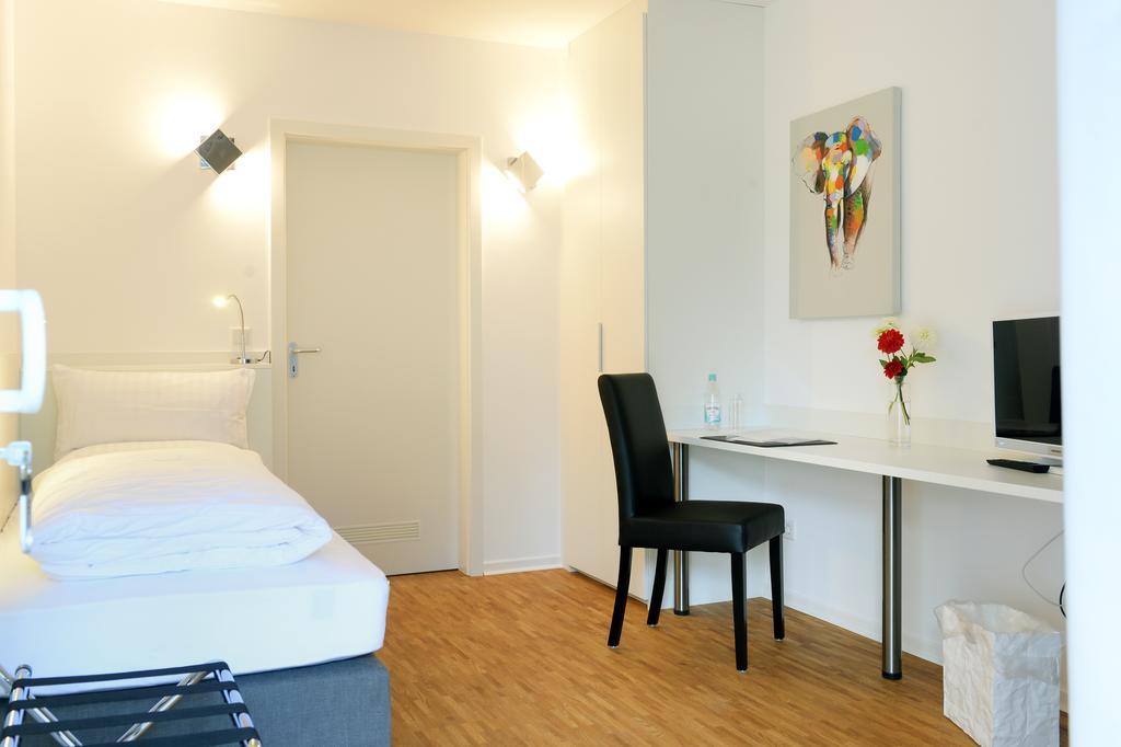 Bed & Breakfast Meerbusch Oda fotoğraf